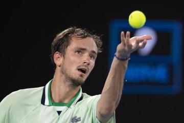 PG中国官网-德国网球队完胜西班牙网球队，梅德韦杰夫绝境逆转